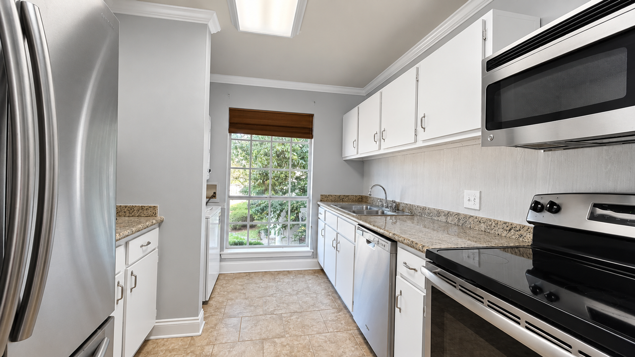 10448 Jefferson Hwy - Photo 3 of 13