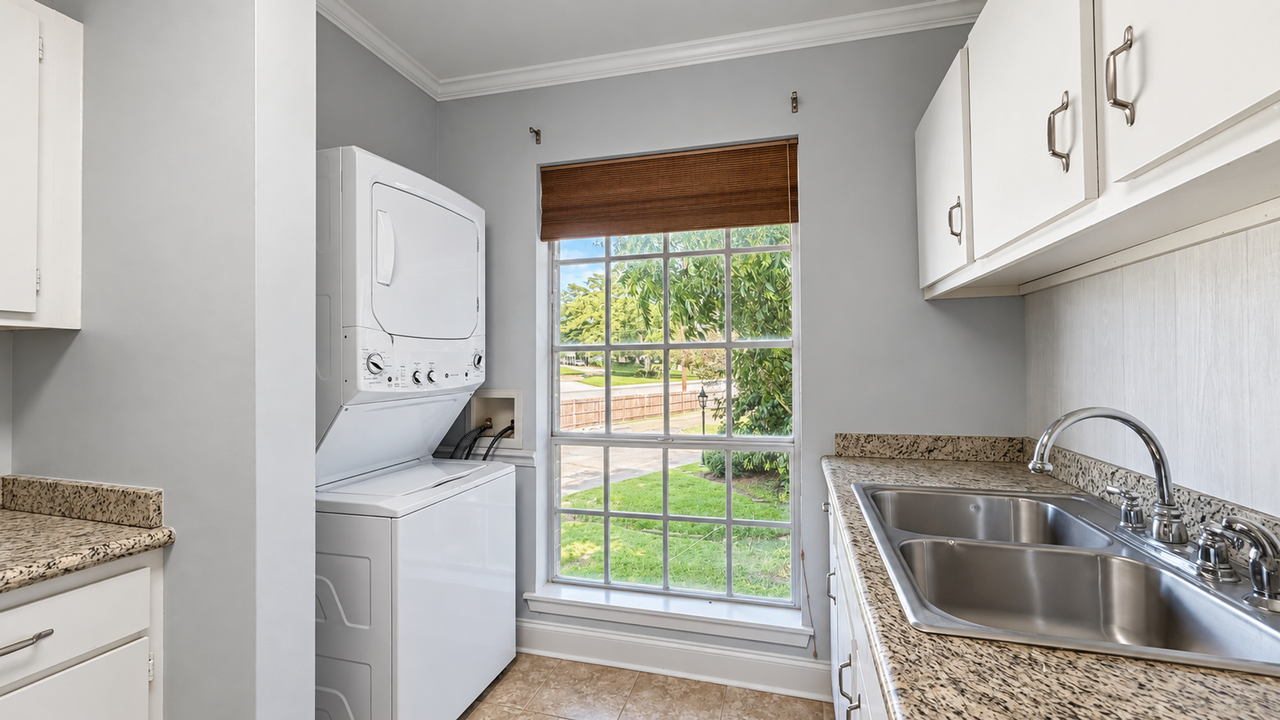 10448 Jefferson Hwy - Photo 4 of 13