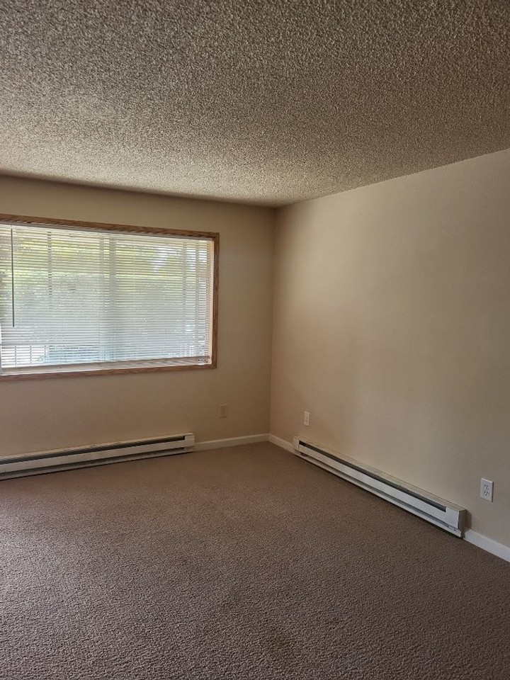 8402 Ne 8th Way #11 - Photo 6 of 9