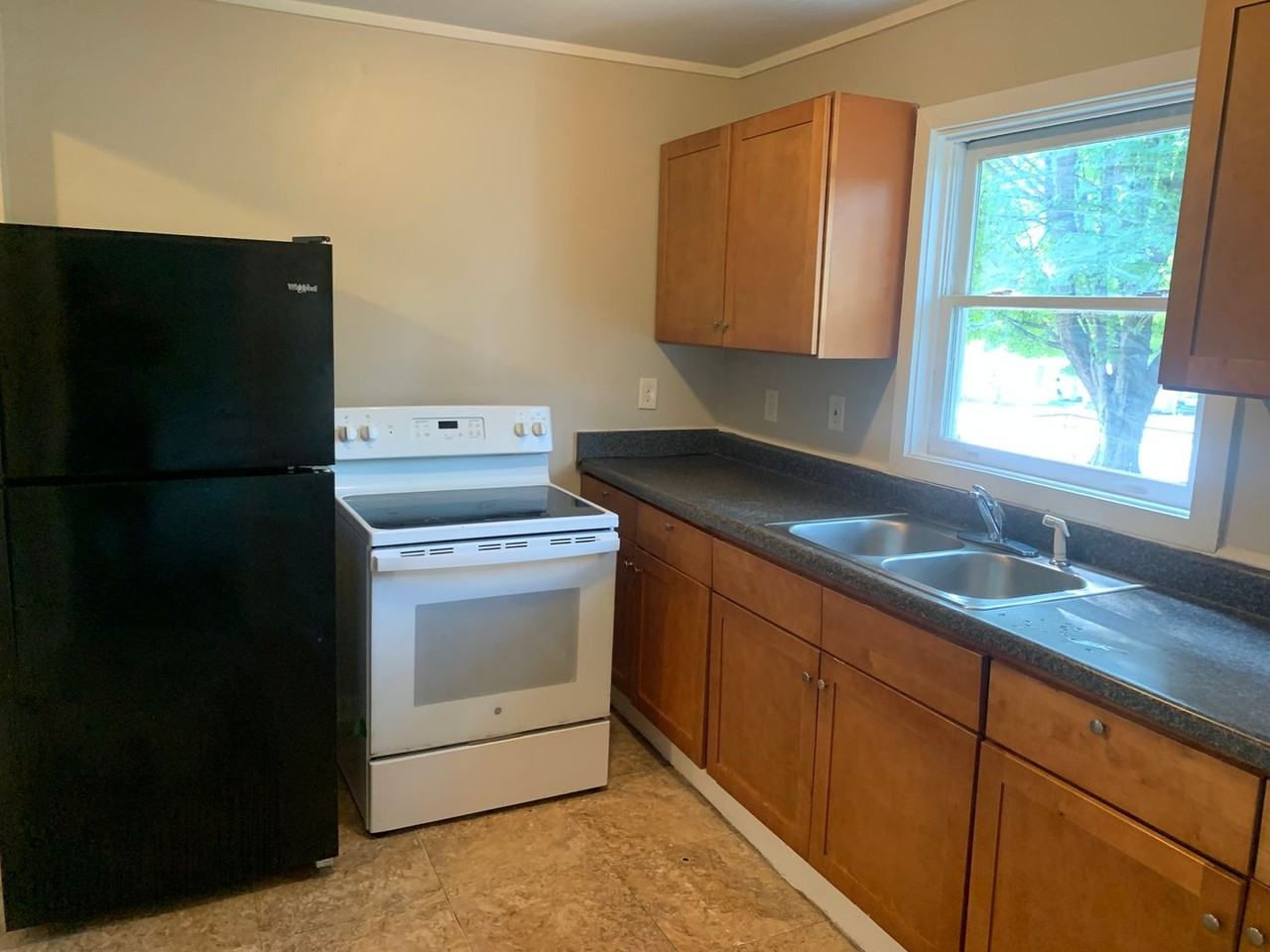 1416 West Blvd - Photo 3 of 14
