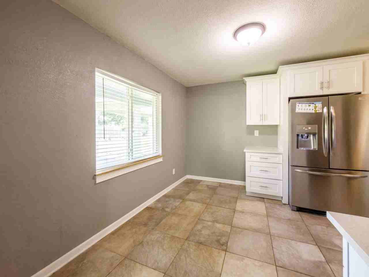 10230 Agave Rd - Photo 2 of 20