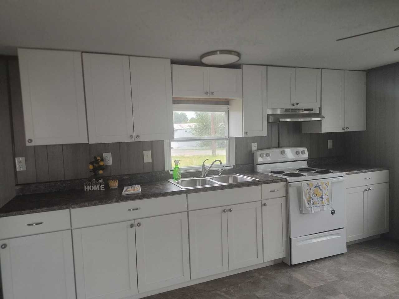 1771 Hodgenville Rd - Photo 6 of 13