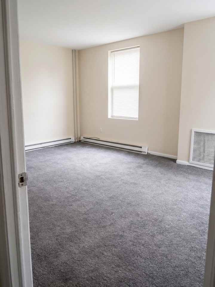1900 South 65th Street - Photo 7 of 28