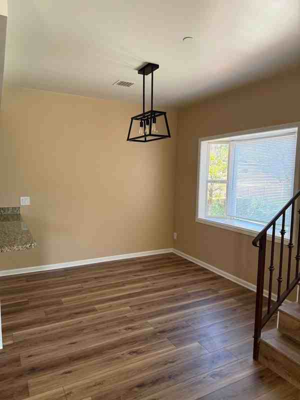 1769 Los Feliz Dr ##1 - Photo 5 of 24