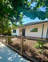 featured image of 733 Olive St