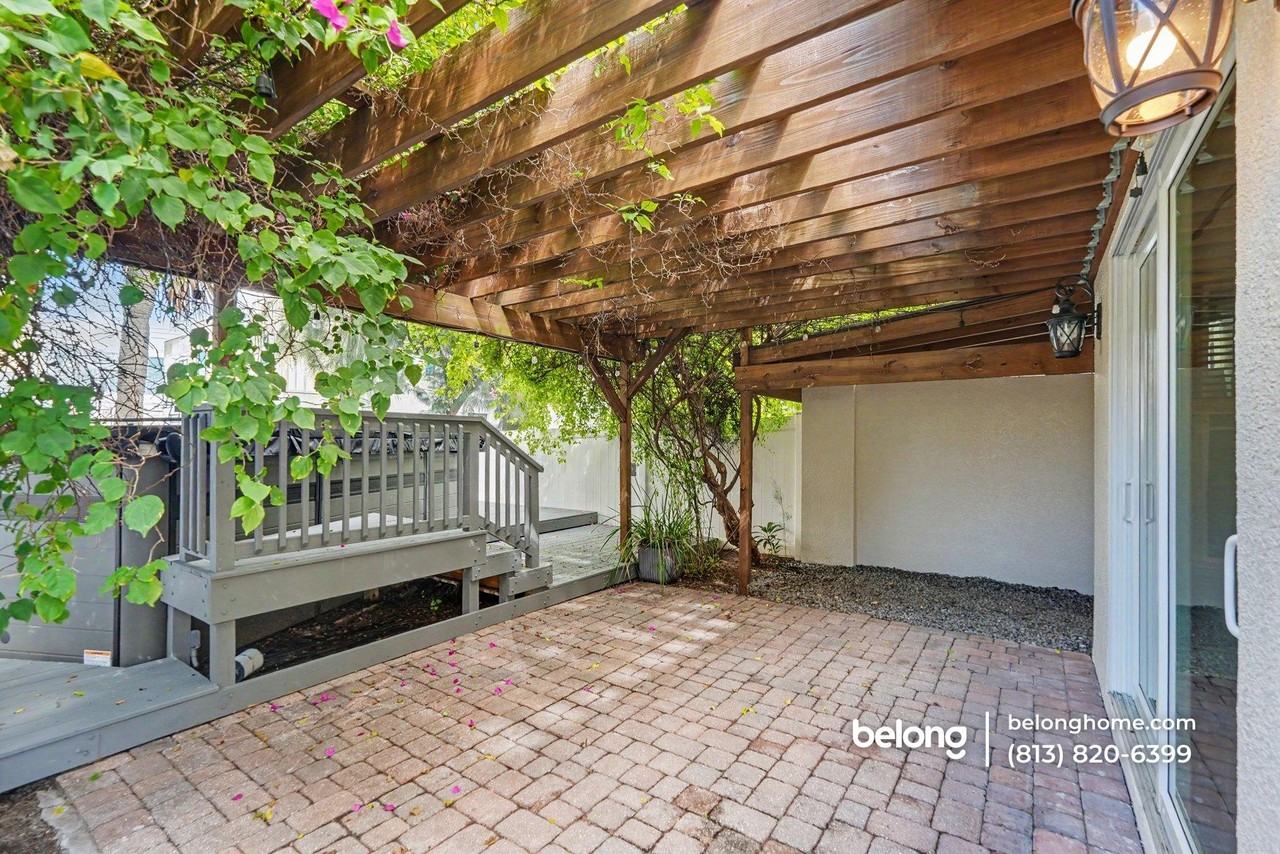 4209 W Gray St #6 - Photo 4 of 22