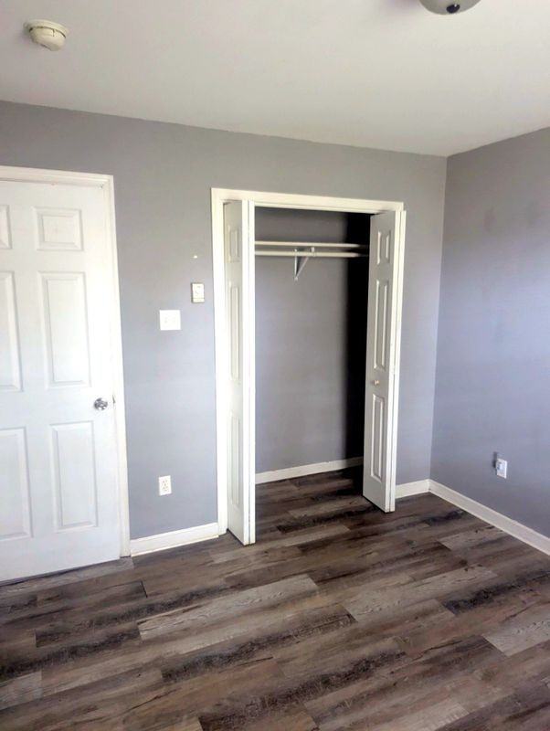 503B Kingwood St - Photo 6 of 8