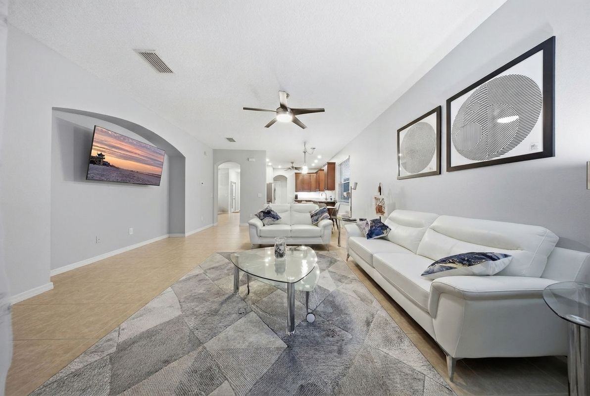 2039 Tullagee Ave - Photo 6 of 45