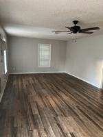 featured image of 106 N Avenue S