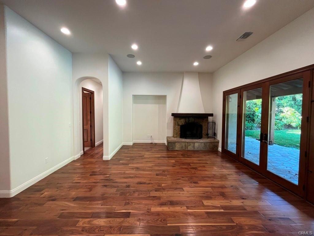 5645 Manton Ave - Photo 4 of 28