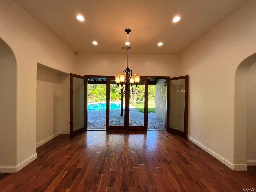 5645 Manton Ave - Photo 5 of 28