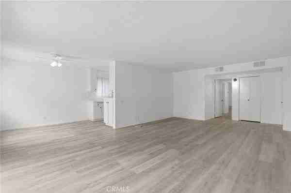 5400 Lindley Ave ##121 - Photo 6 of 21