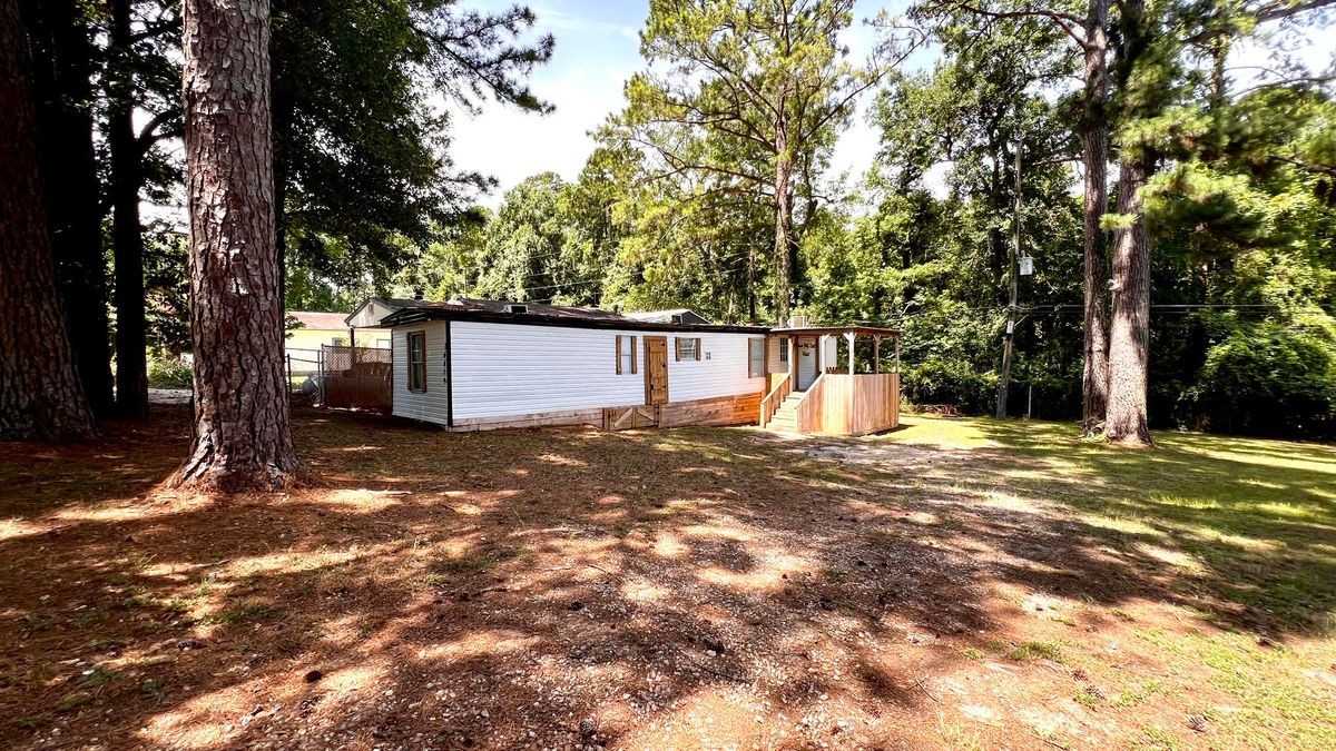 14419 W Lee Shore Dr - Photo 2 of 22