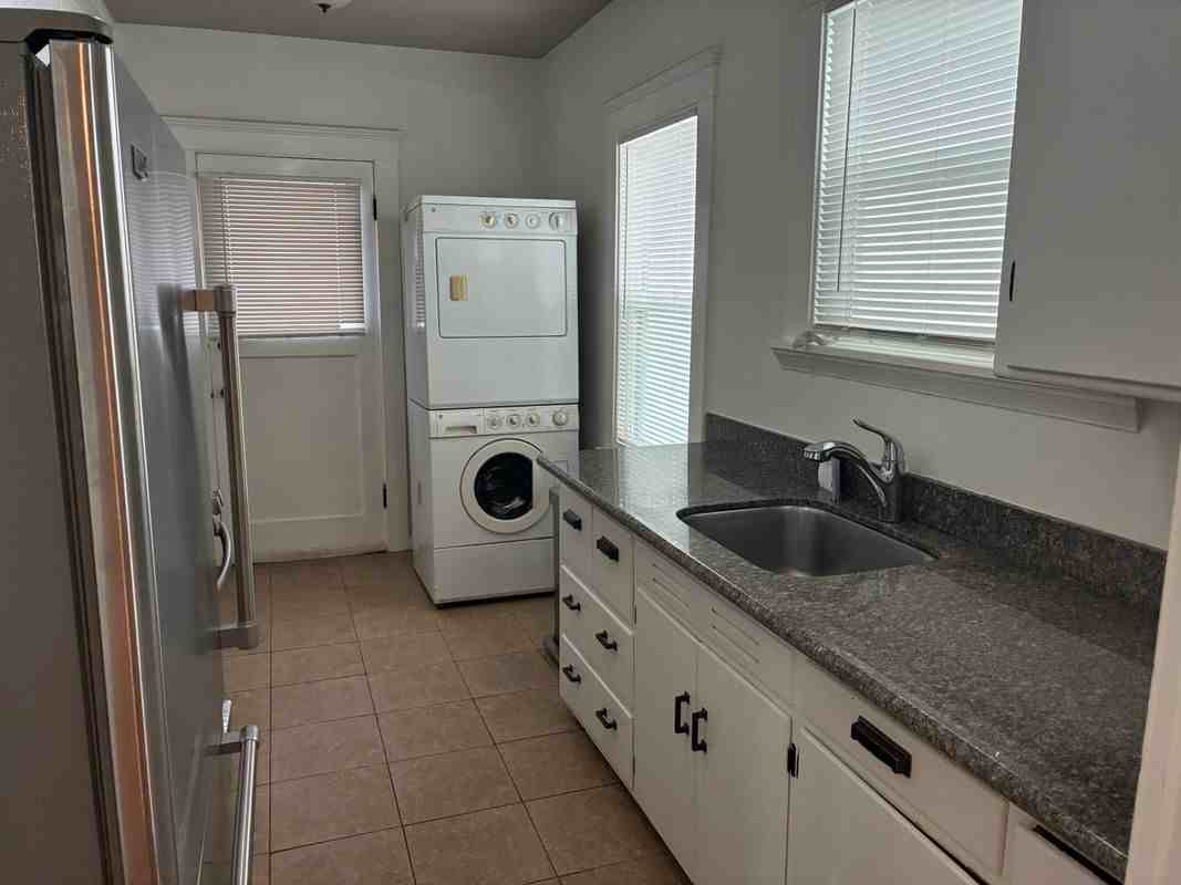 375 Euclid Ave - Photo 2 of 14