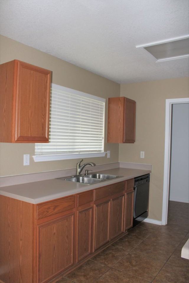 11212 Forest Pass Ct - Photo 6 of 23