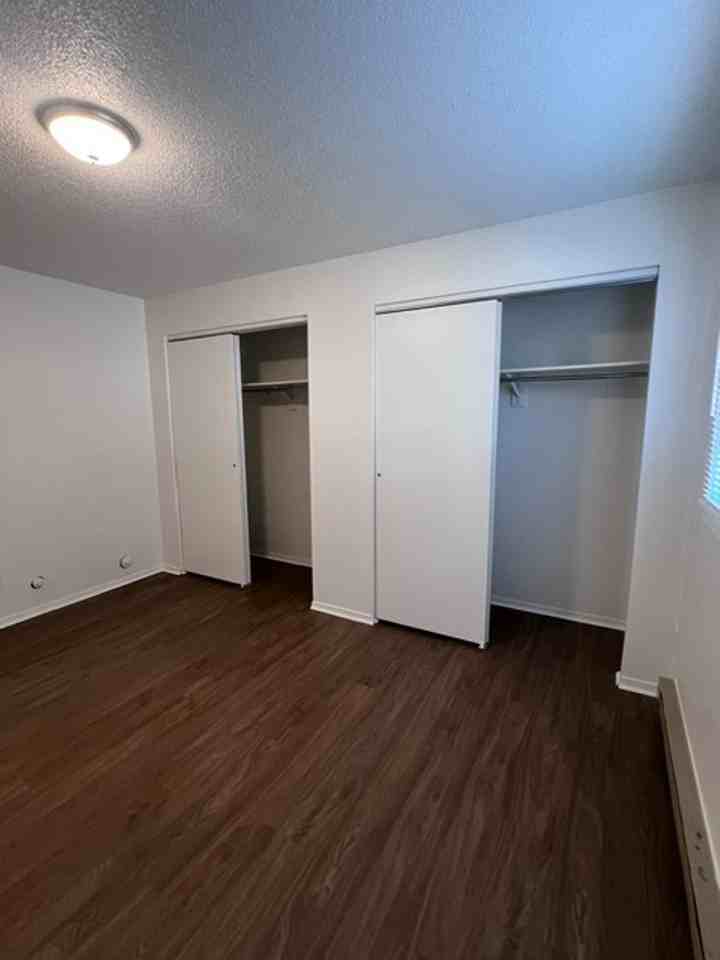 Basswood Apartments - Photo 7 of 11