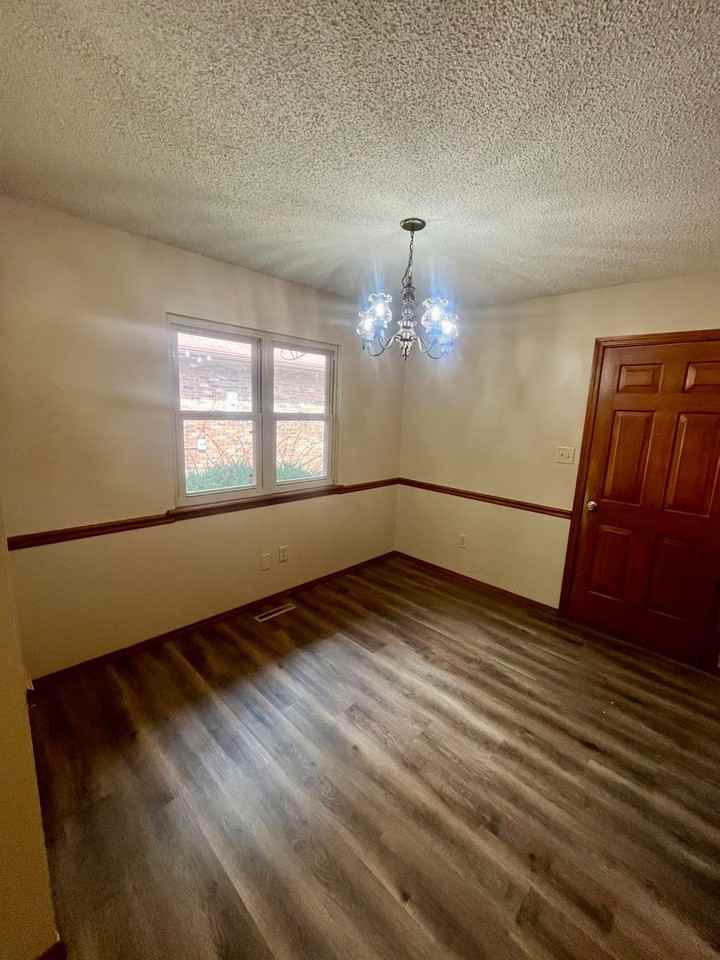239 S Monte Vista Ave - Photo 6 of 14