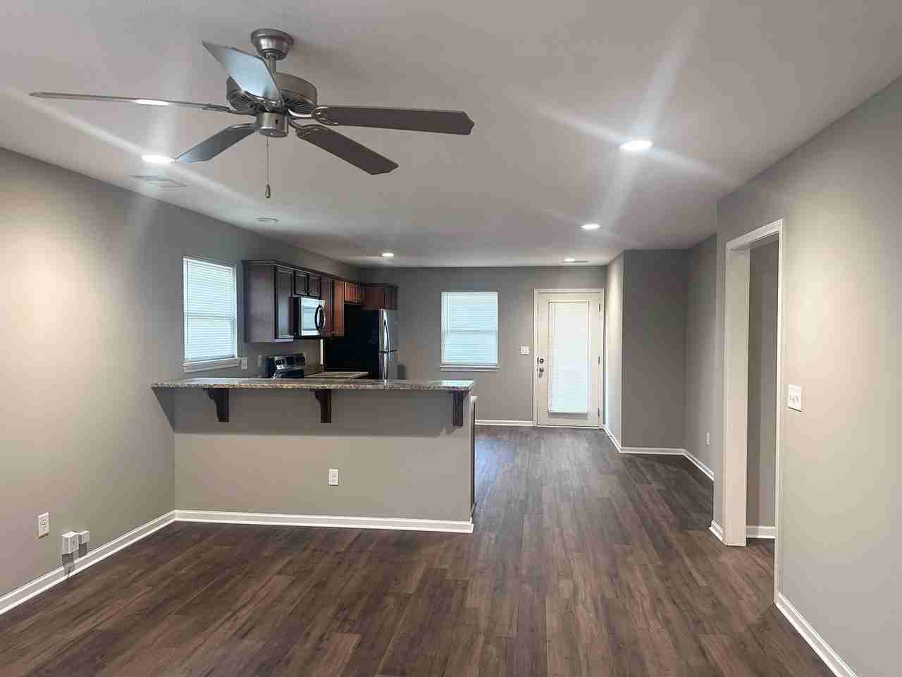 522 Se Maple Dr - Photo 4 of 9