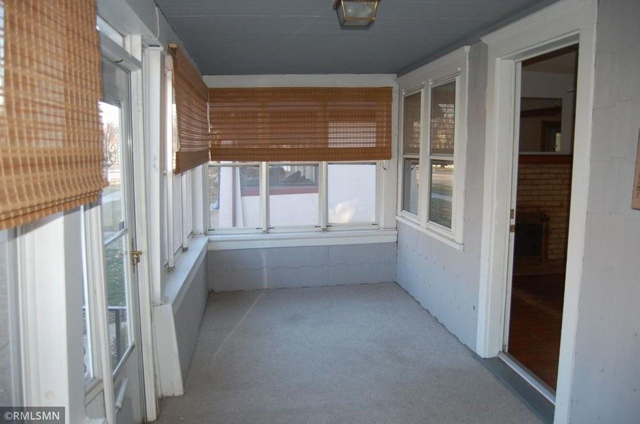 375 Snelling Ave S - Photo 3 of 8