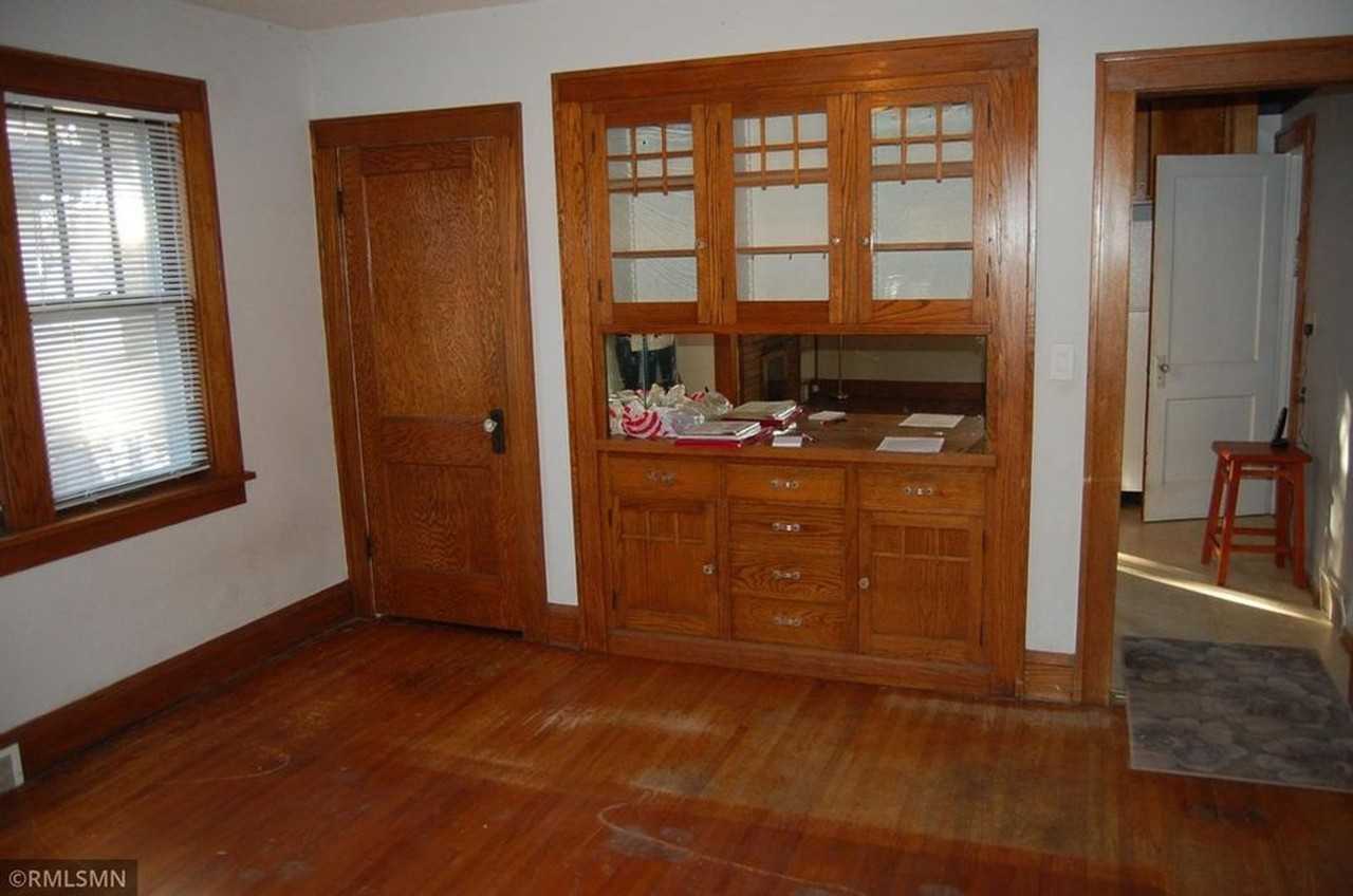 375 Snelling Ave S - Photo 6 of 8