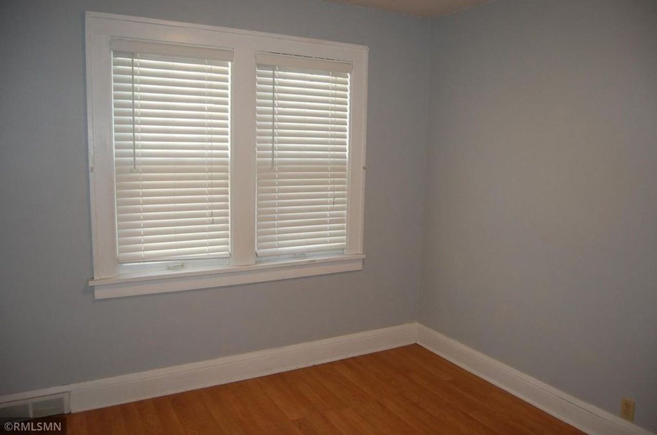 375 Snelling Ave S - Photo 7 of 8