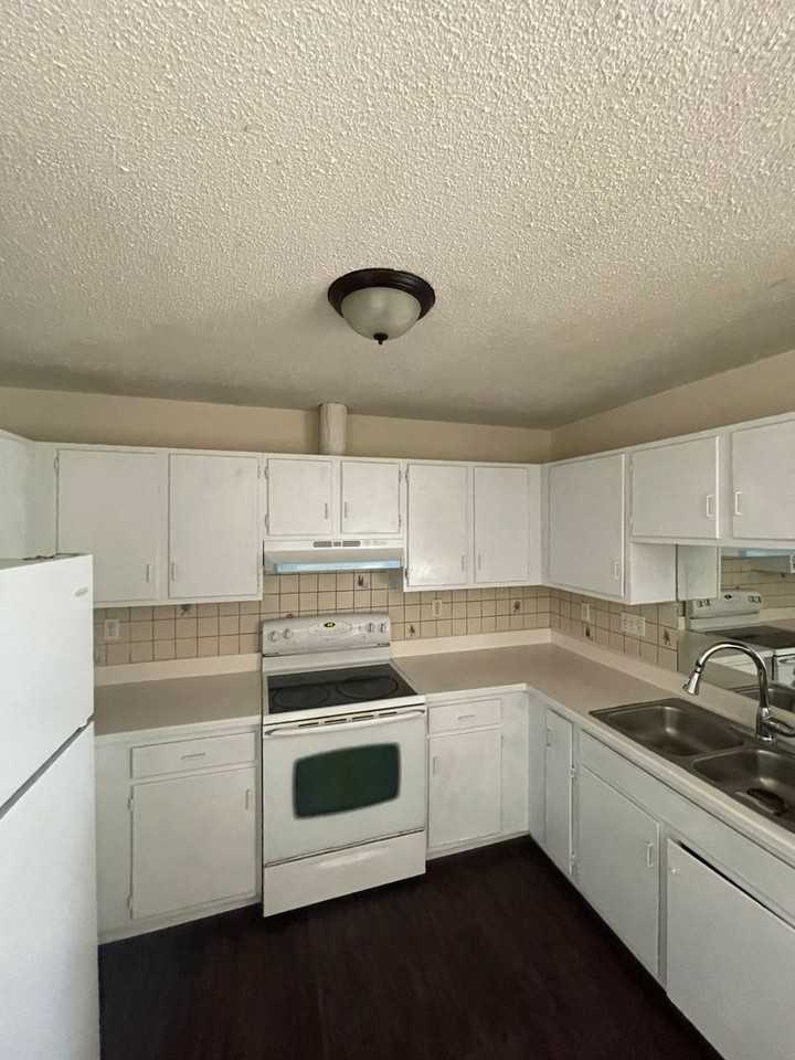 30 Stevens St #300 - Photo 5 of 13