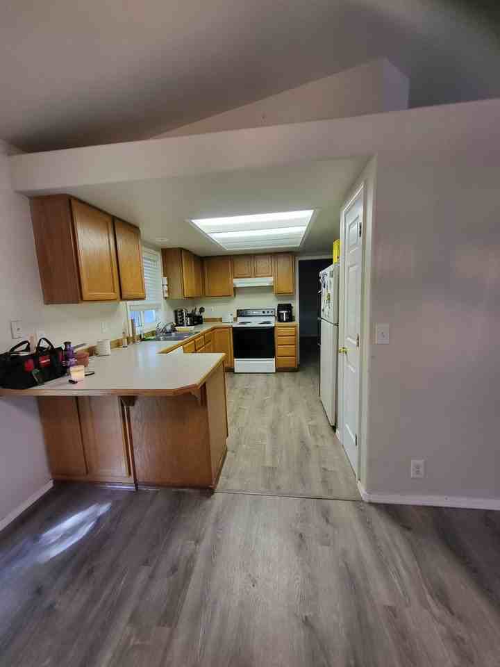 2639 N Arrowwood Way - Photo 2 of 12