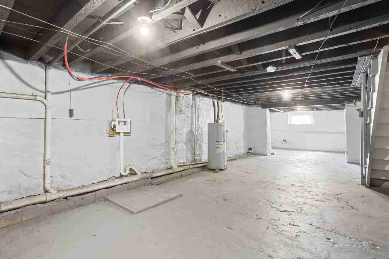 5211 Litchfield St - Photo 2 of 15
