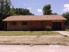 featured image of 1308 Hickory Ln