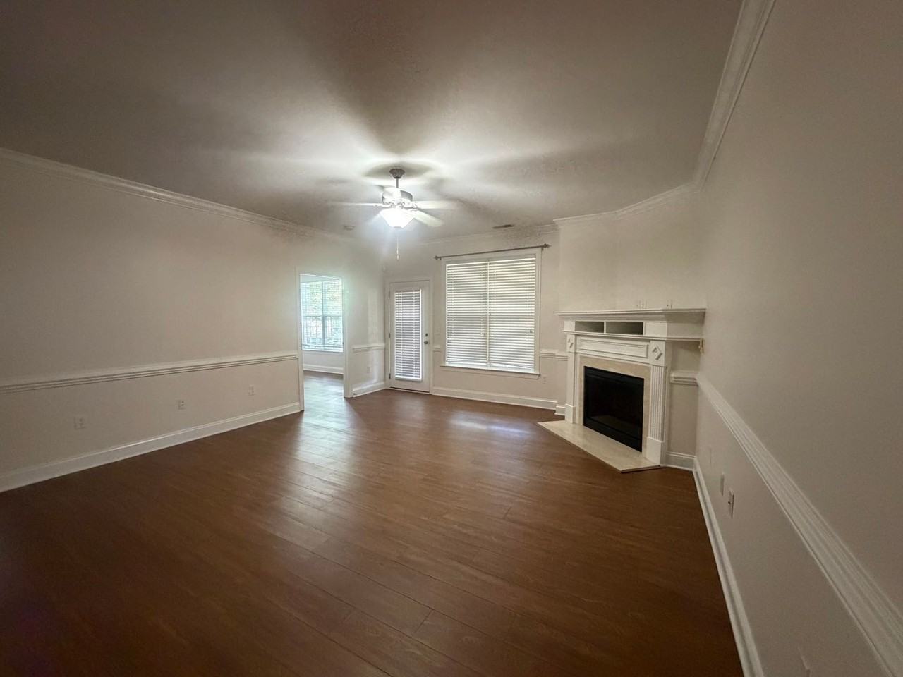 89 Gallery Dr - Photo 2 of 40