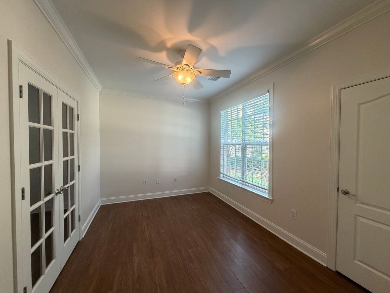 89 Gallery Dr - Photo 6 of 40