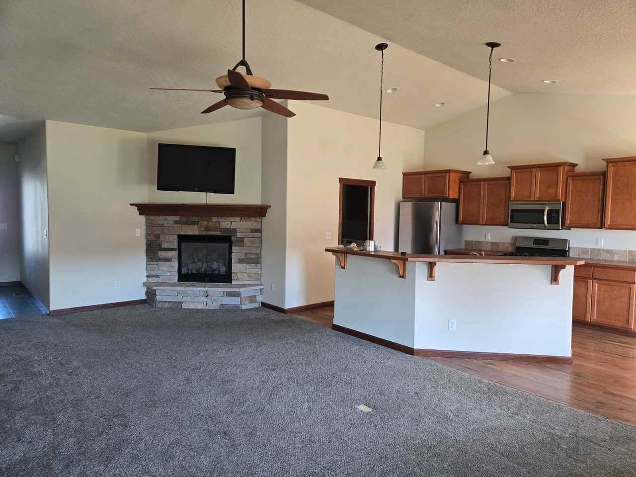 4766 E Kit Fox Ln - Photo 2 of 10