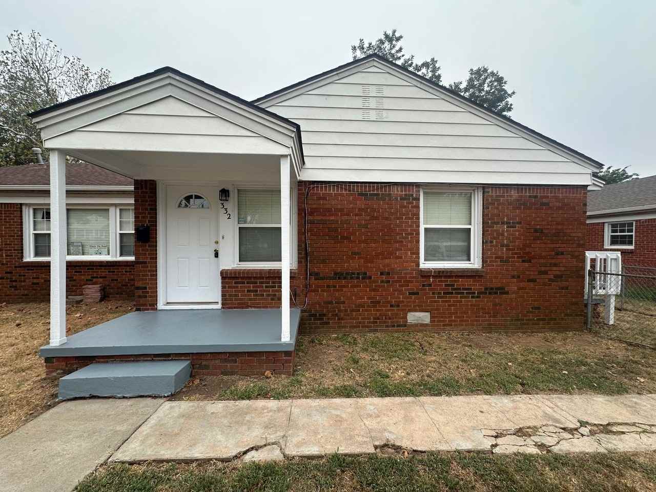 332 Babb Dr - Photo 5 of 50