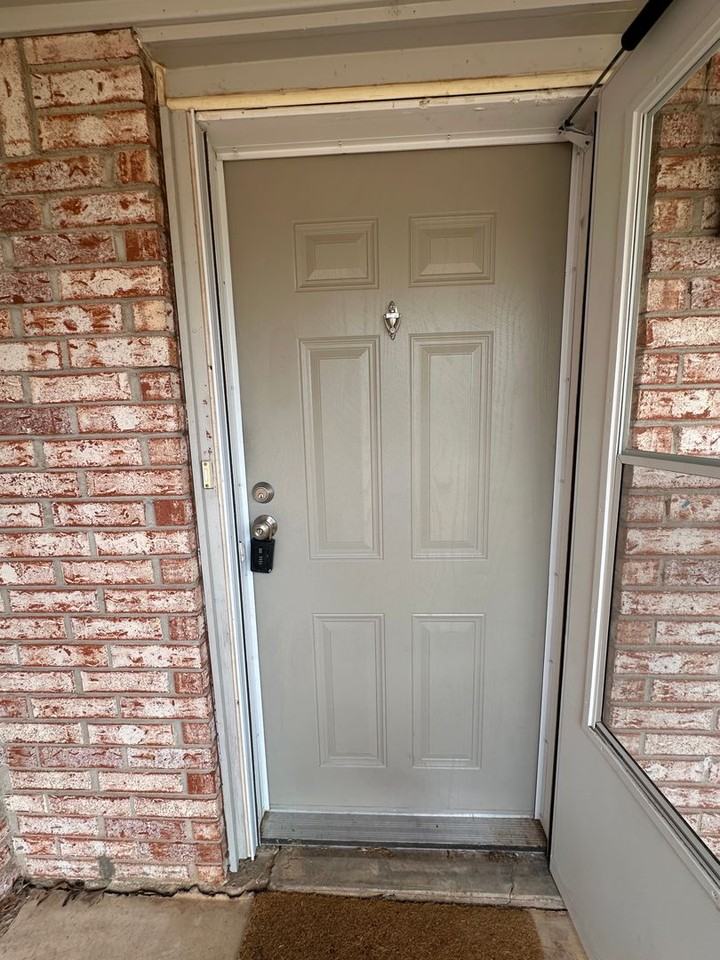 910 Craig Dr - Photo 7 of 50