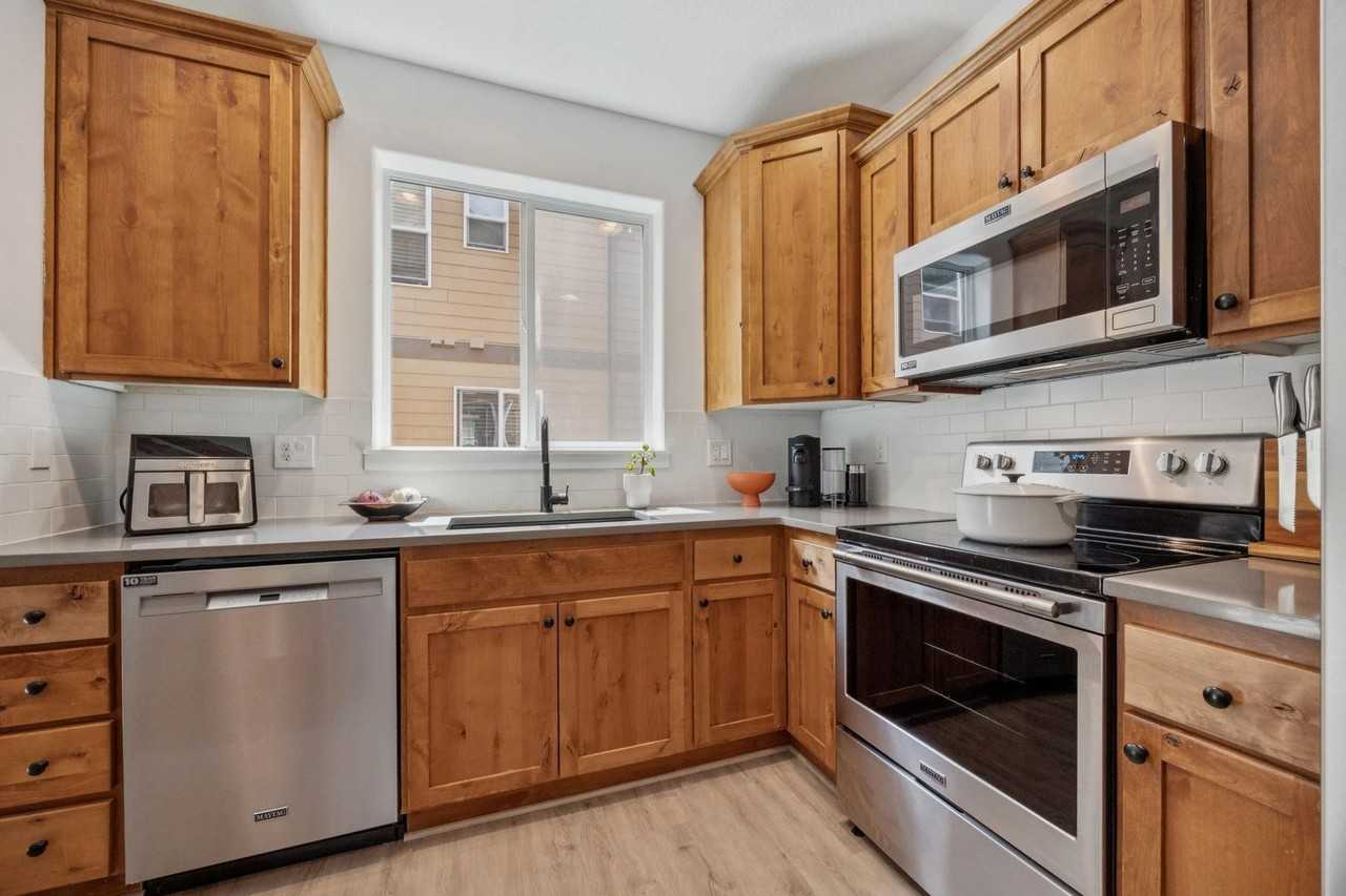 16220 Sw Baseline Rd - Photo 4 of 12