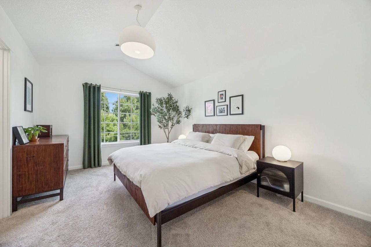 16220 Sw Baseline Rd - Photo 6 of 12