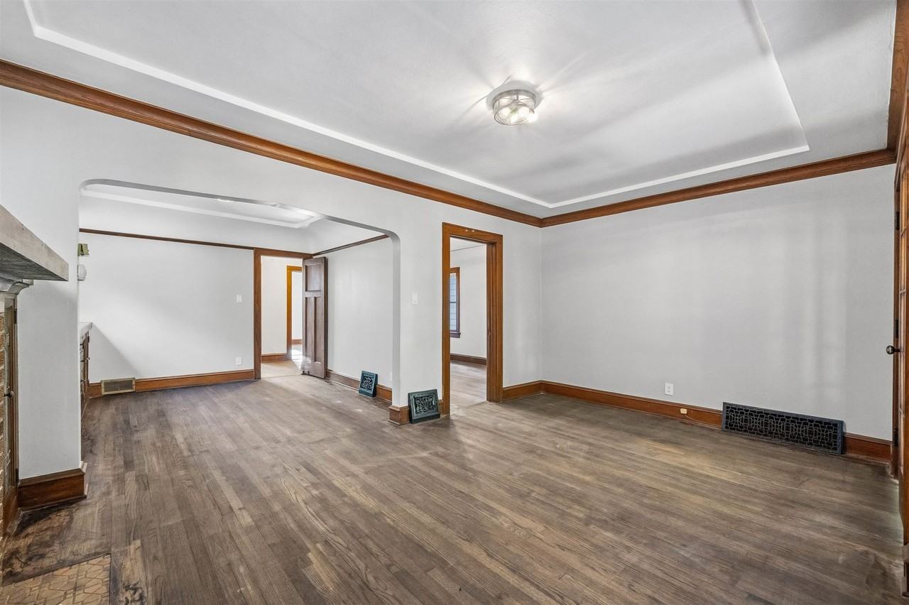 2419 N 53rd St - Photo 6 of 31