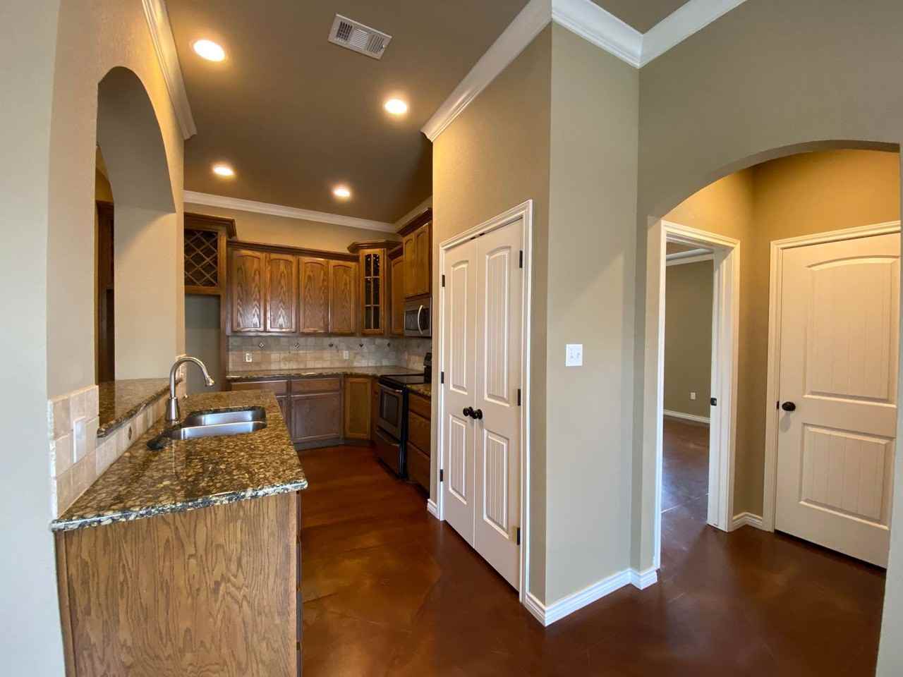 3032 Silver Saddle Dr - Photo 5 of 22