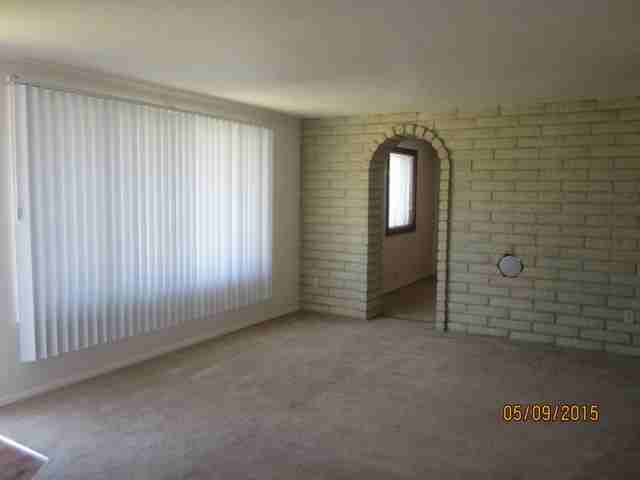 902 S Hartford St - Photo 2 of 24