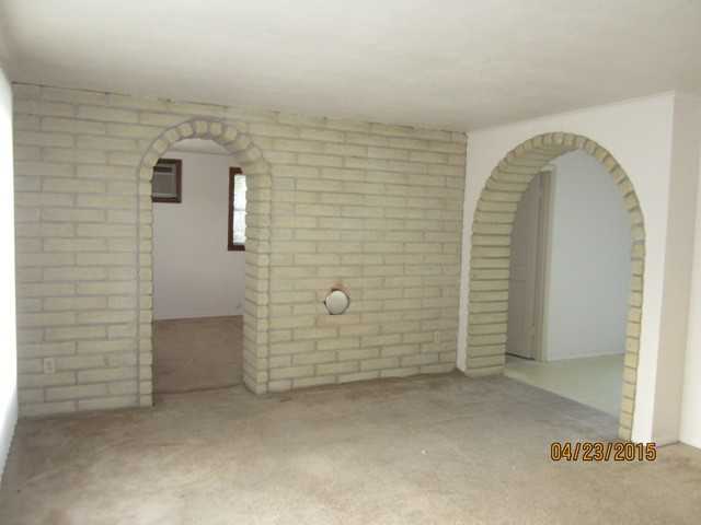 902 S Hartford St - Photo 5 of 24