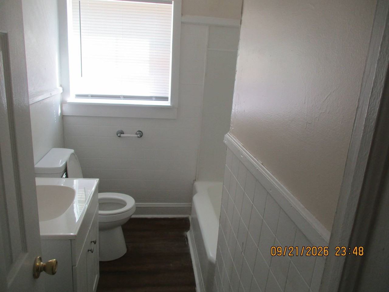 1120 W Highland Ave - Photo 3 of 6