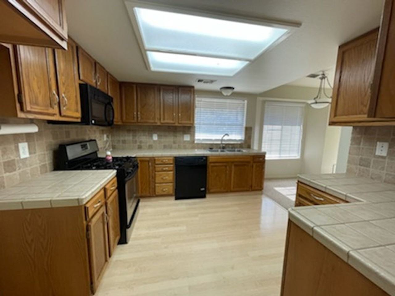 3668 Cherrywood Dr - Photo 6 of 24