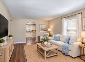 817 W 44th St - Photo 1 of 1