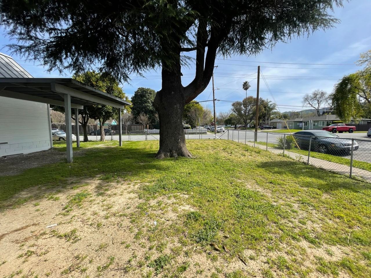 7100 Rosanna St - Photo 4 of 15