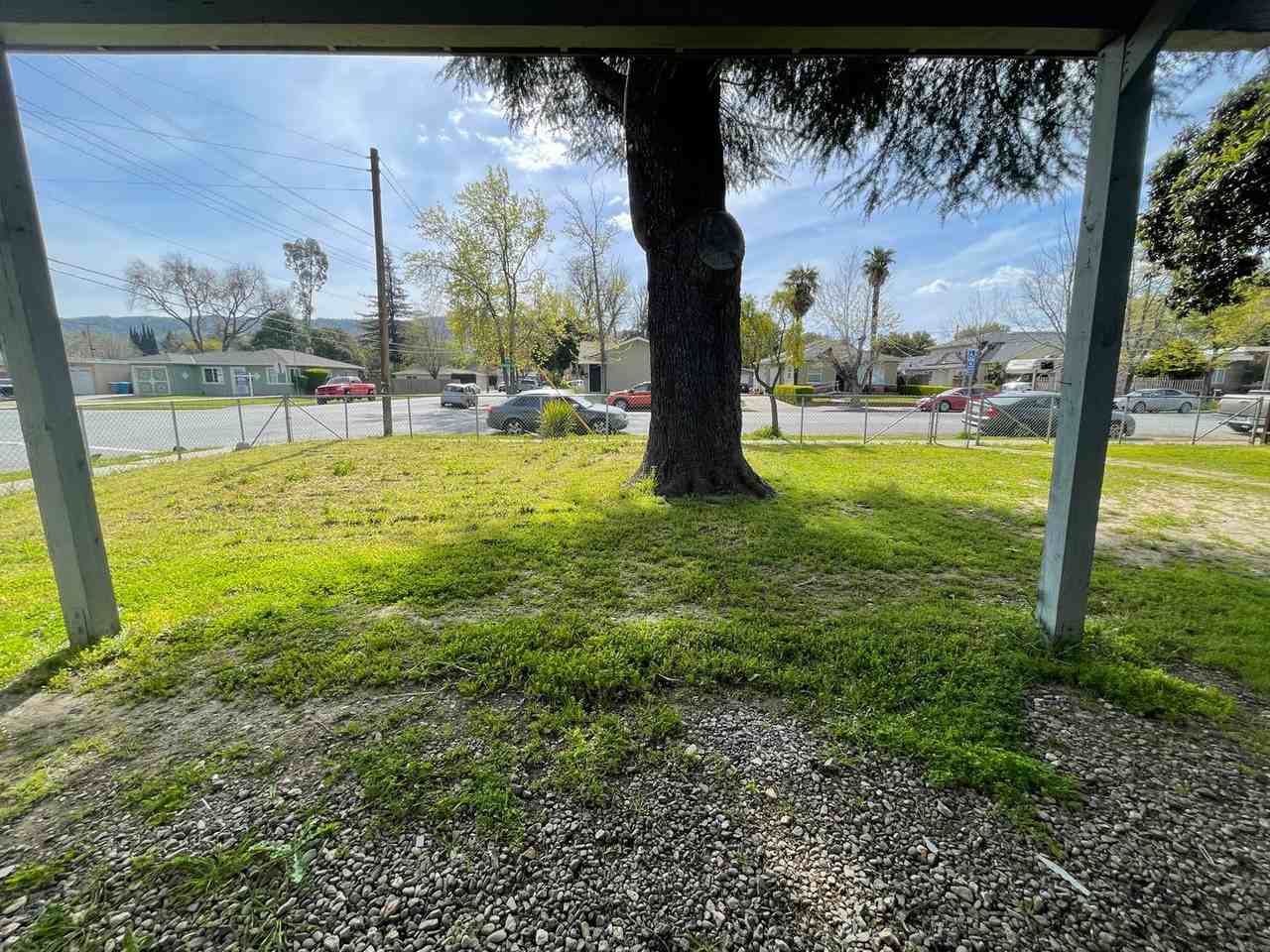 7100 Rosanna St - Photo 5 of 15