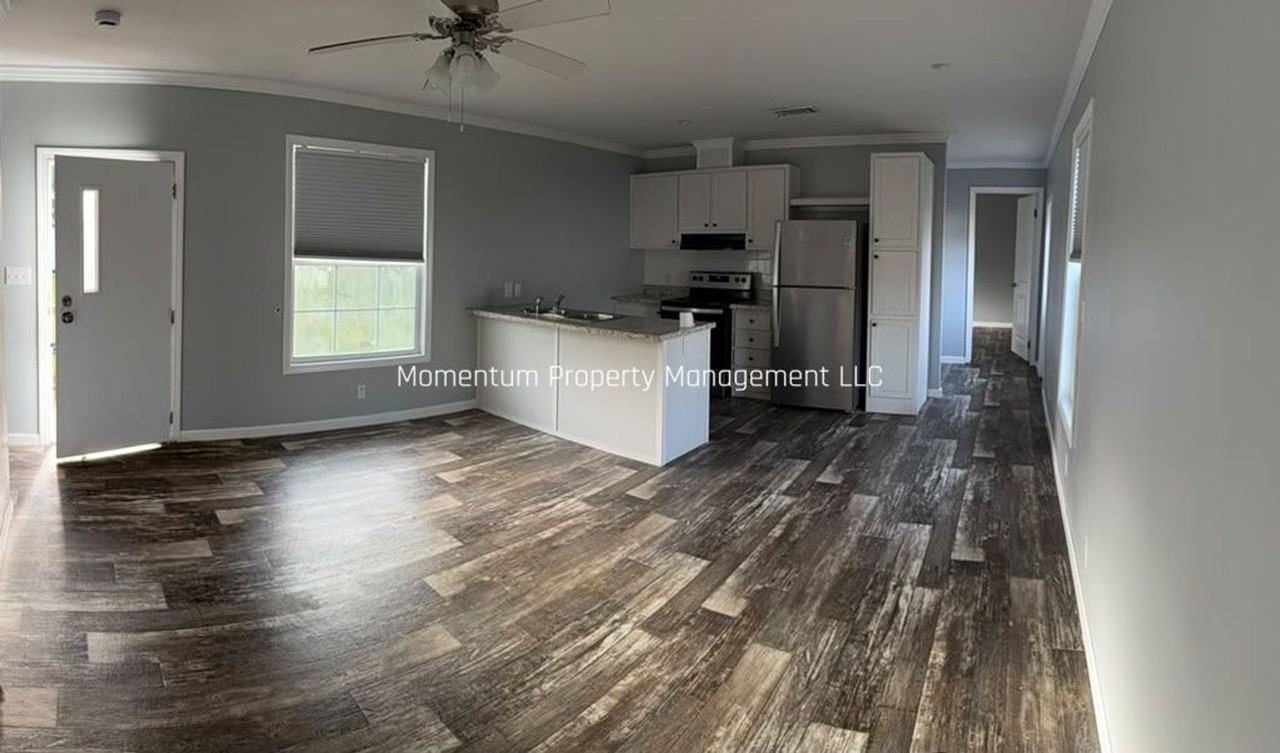 16112 La Bella St - Photo 4 of 11