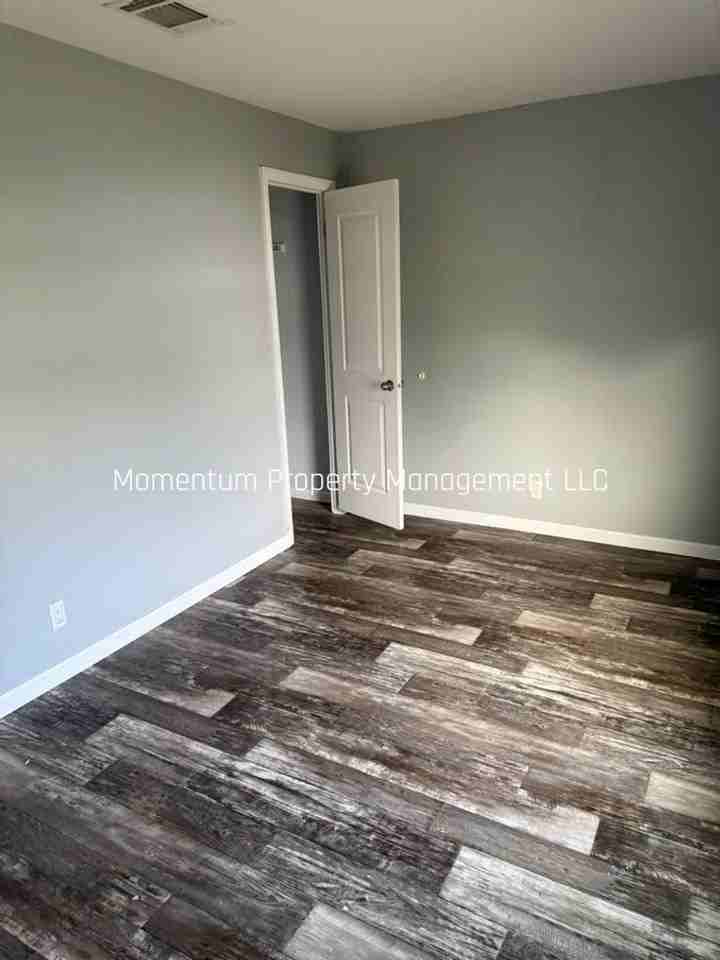16112 La Bella St - Photo 5 of 11
