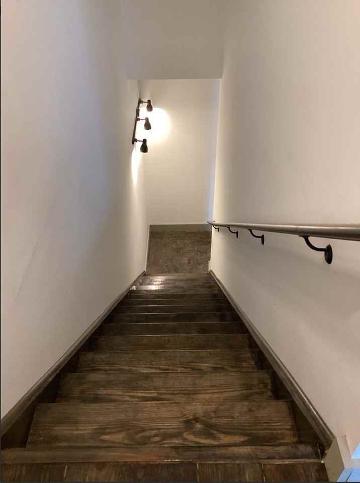 202 E Chestnut St #202 - Photo 4 of 7