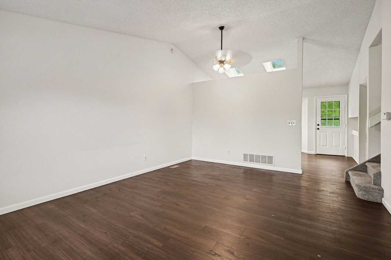 1445 Witches Willow Ln - Photo 5 of 22