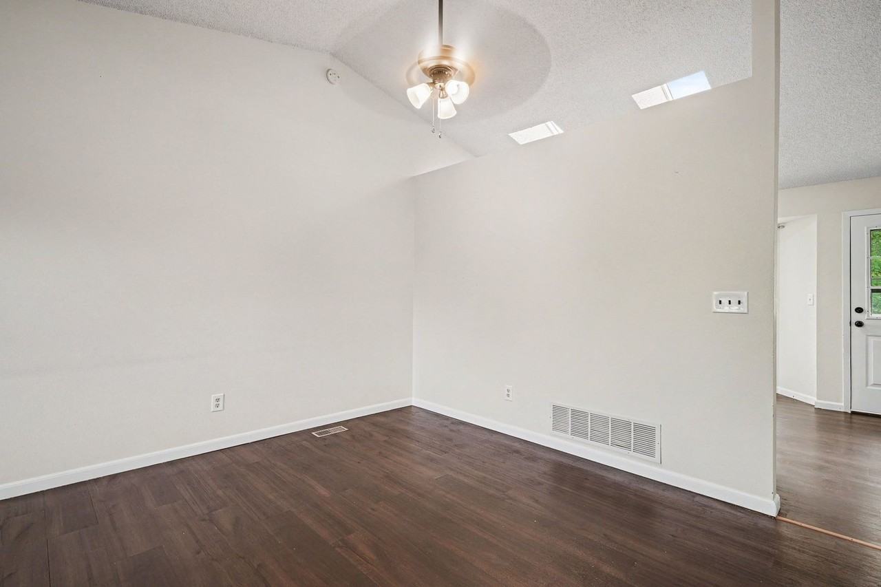 1445 Witches Willow Ln - Photo 6 of 22